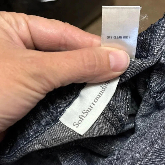 Soft Surroundings lightweight denim pants. Smoke free home. Worn 1x. - Picture 7 of 8